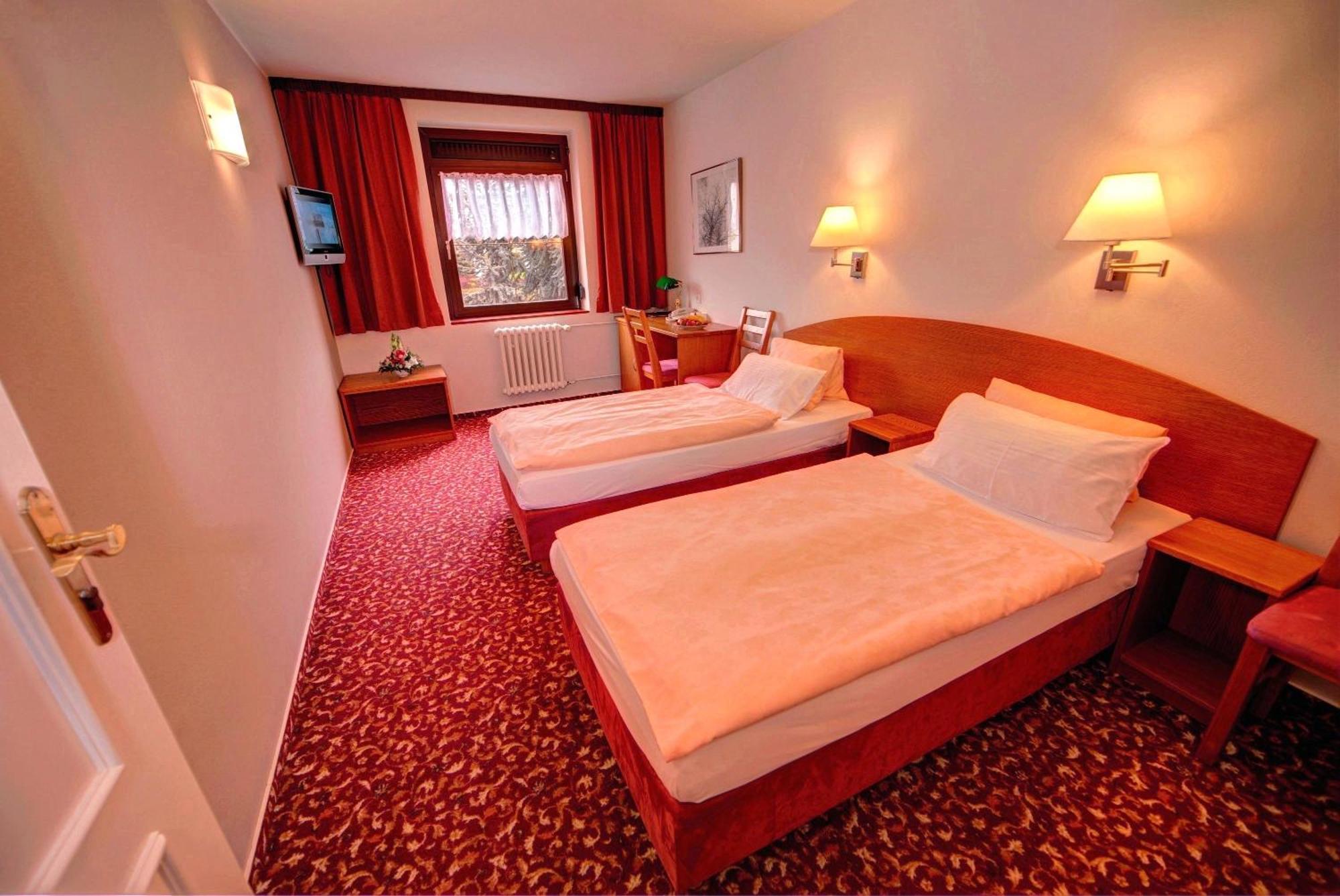 Park Hotel Prŭhonice Exterior foto